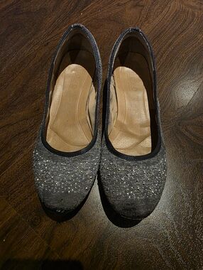 Nuovo Black Blue Flats Size 9.5
